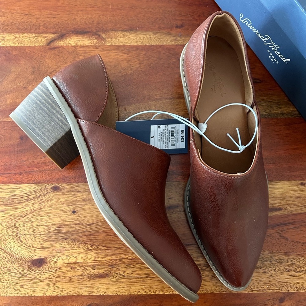 NWT Universal Thread Rylie Boots in Cognac